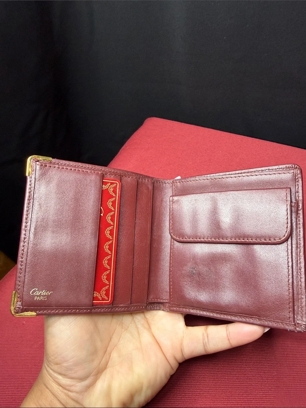 ✨ Cartier Bordeaux Leather Bifold Wallet ✨